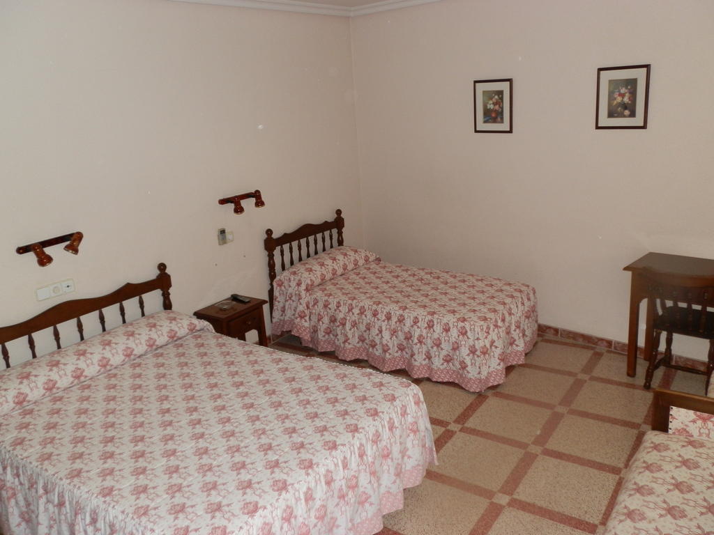 Hostal San Poul Consuegra Eksteriør bilde
